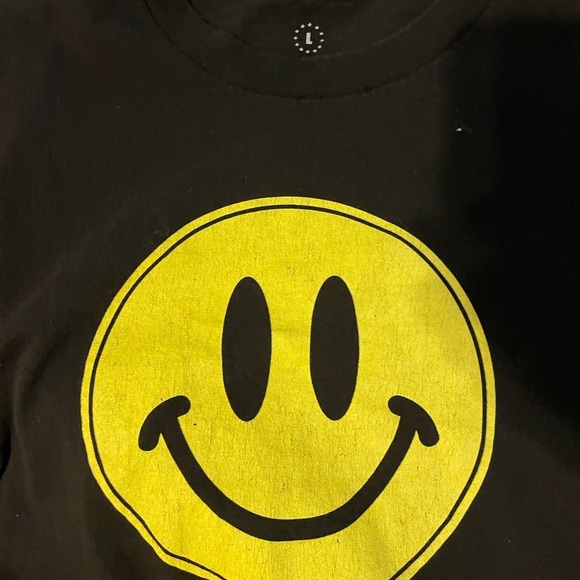 Good Always Wins T-Shirt - Picture 2 of 3